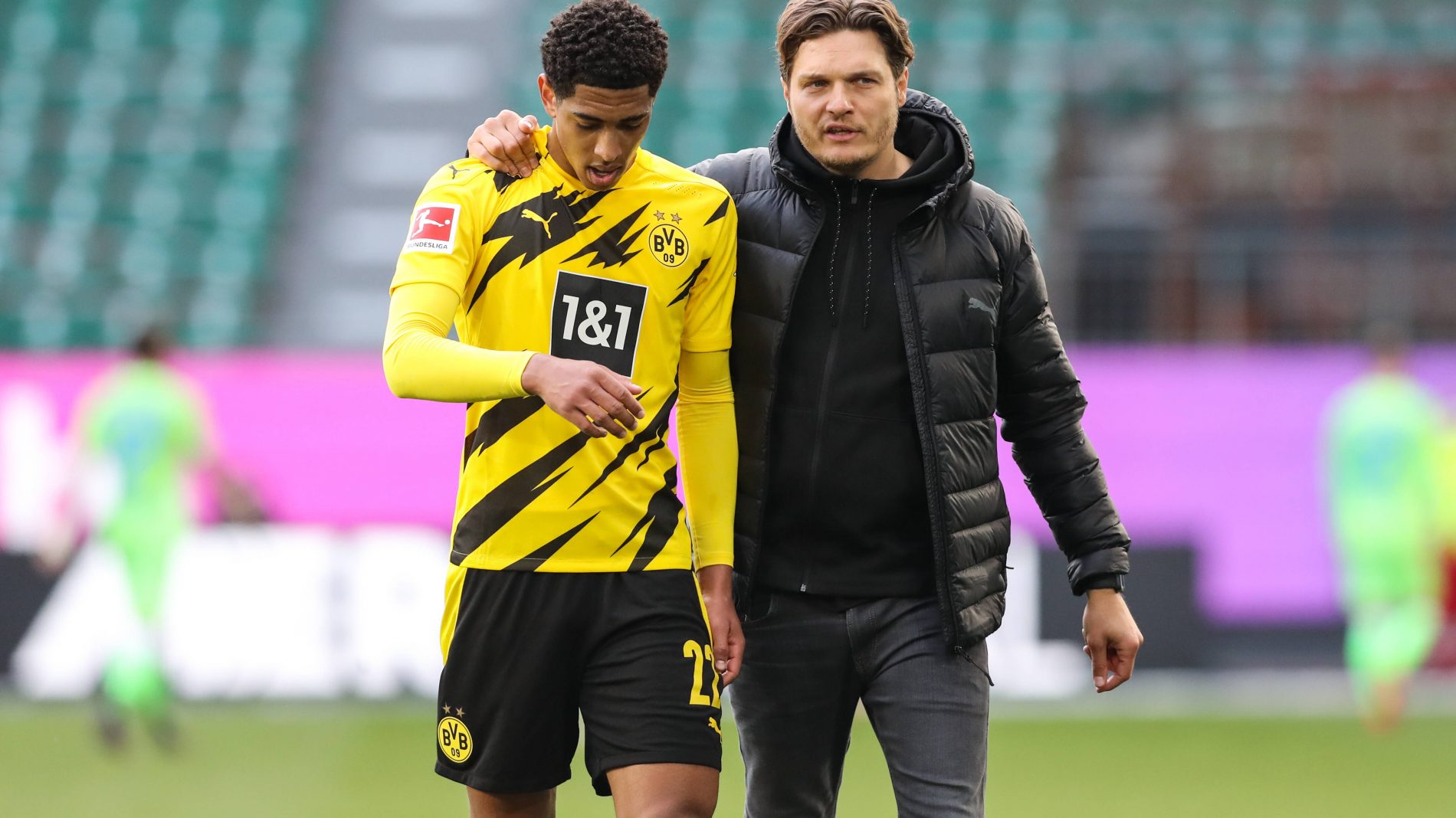 3分就足够了！ Donk 沉默， woxic 拯救了局面。EF连续追赶8个赛点并赢得加时赛，赢得了第一张地图